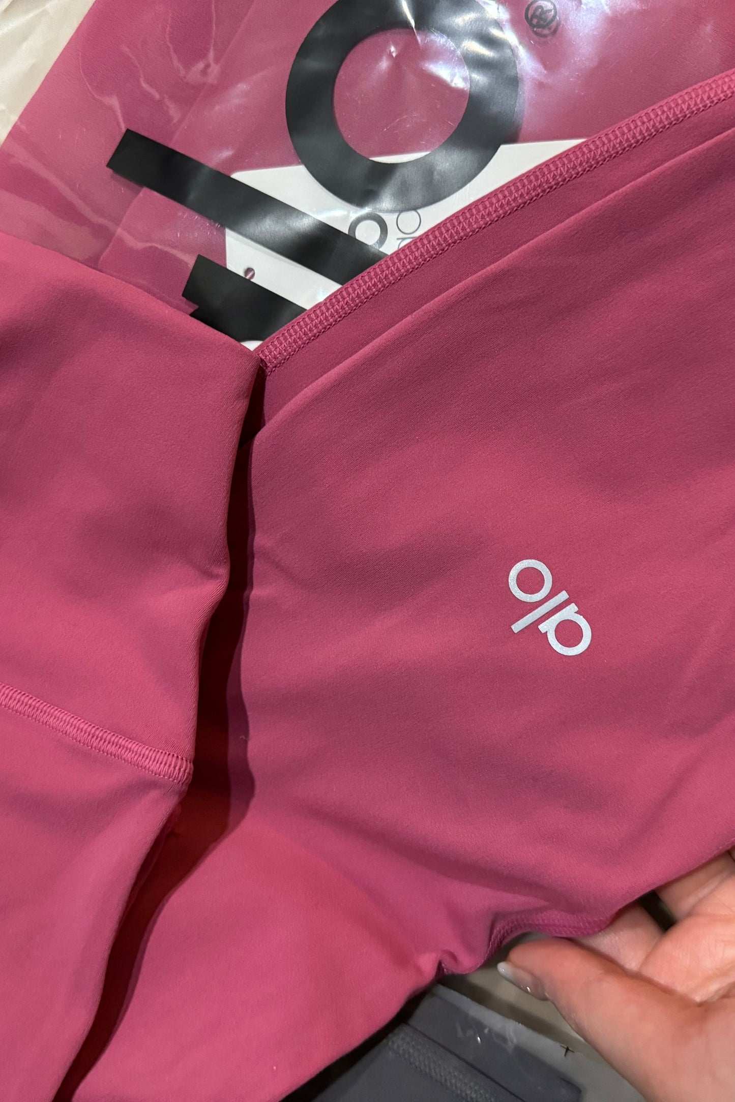 Previously ALOSOFT HIGH-WAIST 7/8 HIGHLIGHT LEGGING