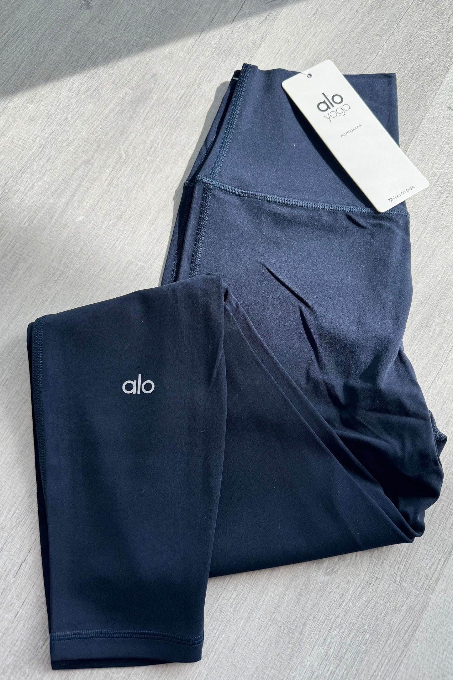 Previously ALOSOFT HIGH-WAIST 7/8 HIGHLIGHT LEGGING