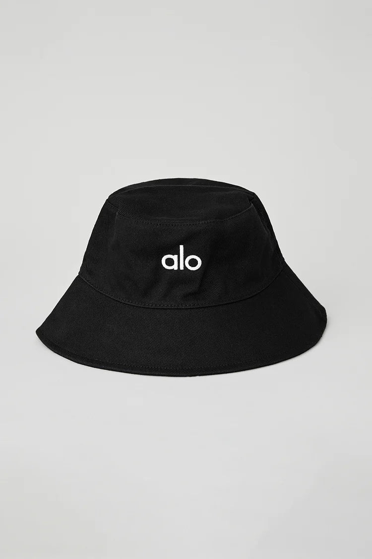 Weekender Bucket Hat - aainie