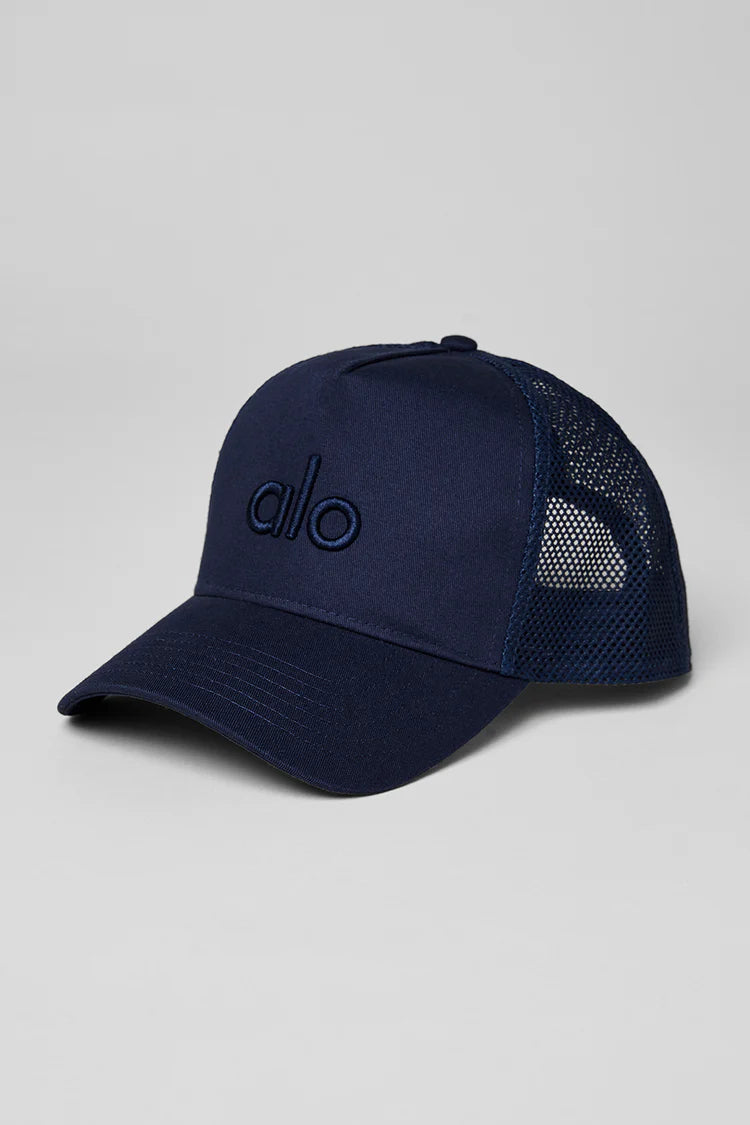 DISTRICT TRUCKER HAT