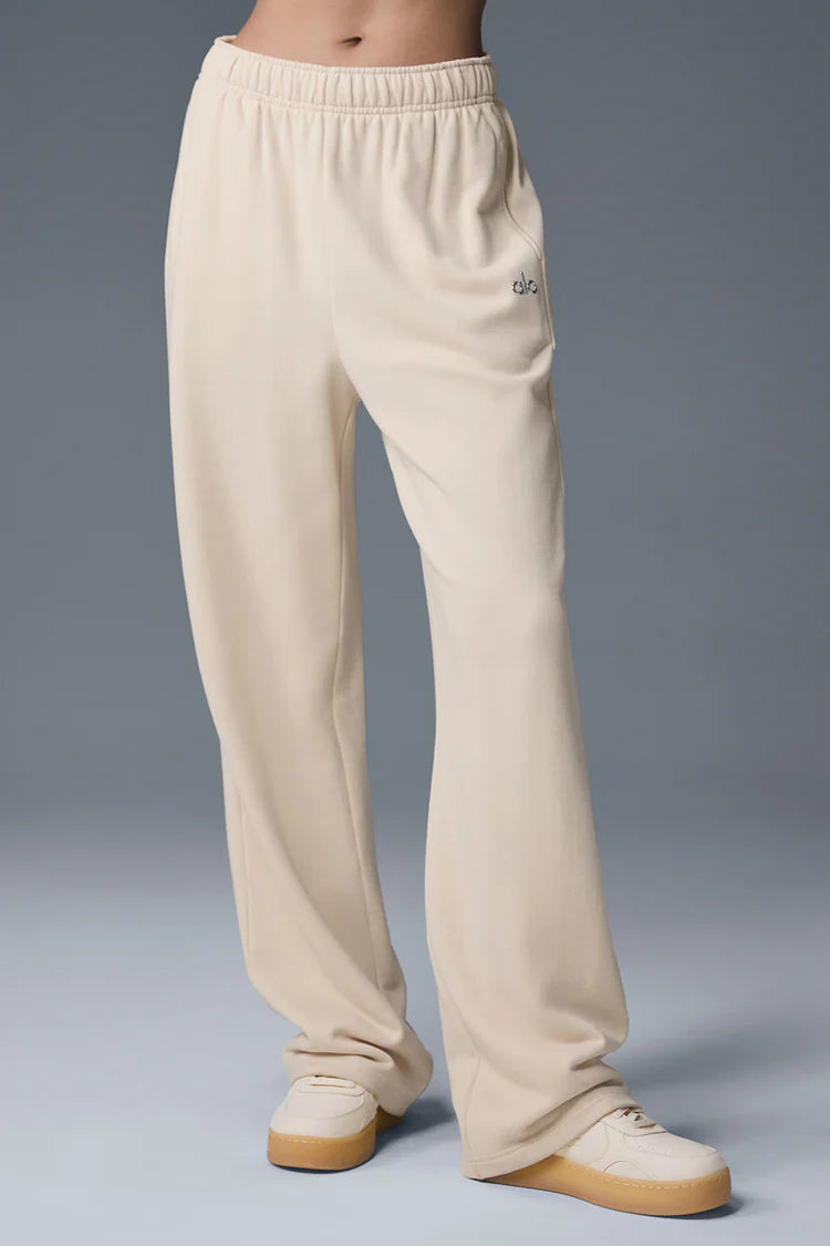 ACCOLADE STRAIGHT LEG SWEATPANT